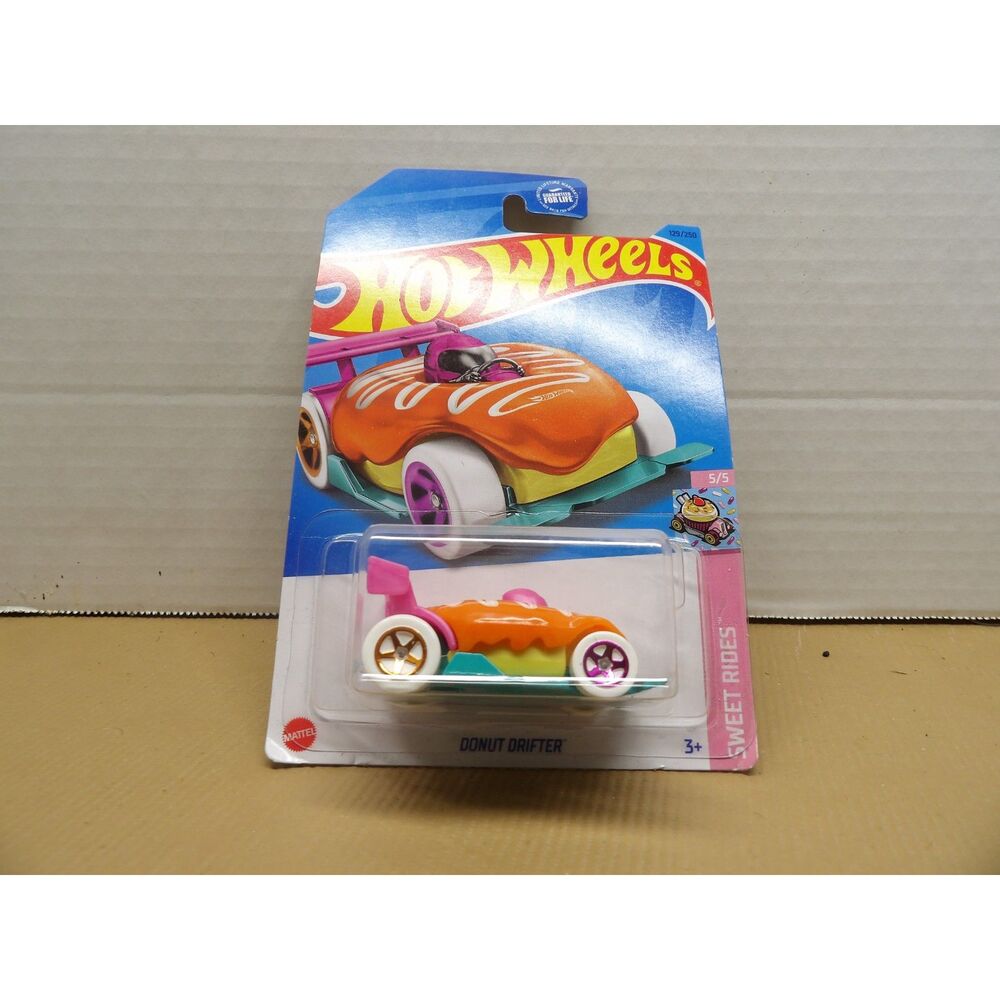 Hot Wheels Donut Drifter 2022 1:64 Sweet Rides Diecast Donut Car Toy